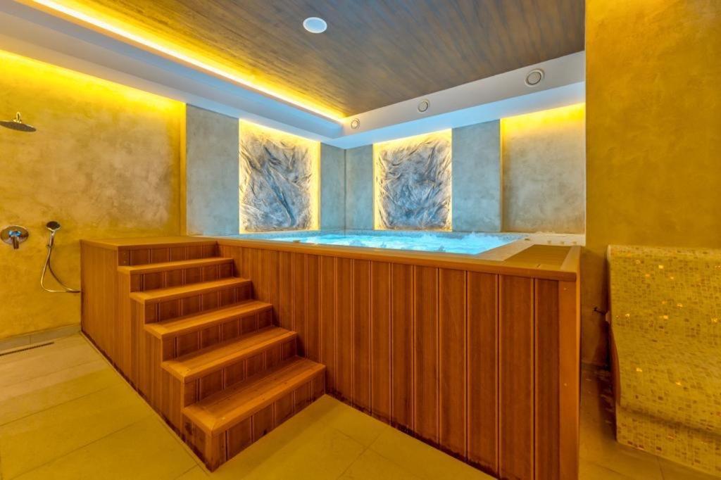 זלאטיבור Mans Lux 8 Apartman מראה חיצוני תמונה