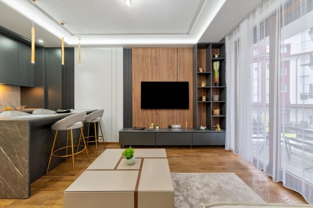 זלאטיבור Mans Lux 8 Apartman מראה חיצוני תמונה