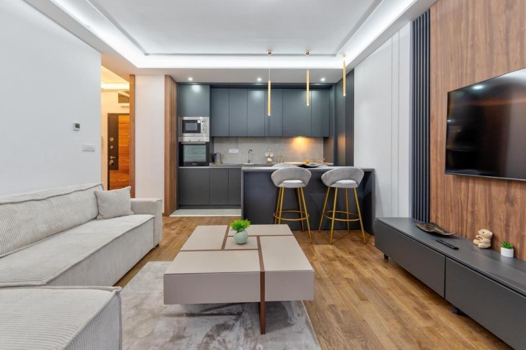 זלאטיבור Mans Lux 8 Apartman מראה חיצוני תמונה