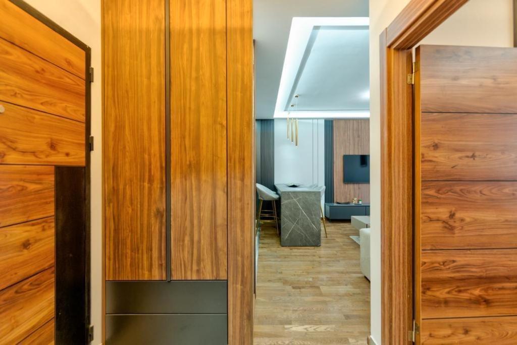 זלאטיבור Mans Lux 8 Apartman מראה חיצוני תמונה